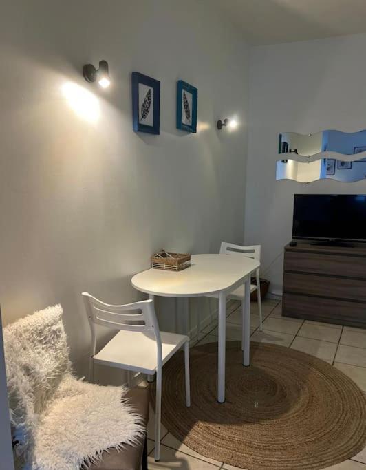 Studio 4 - Cosy Bord De Loire Orléans Kültér fotó